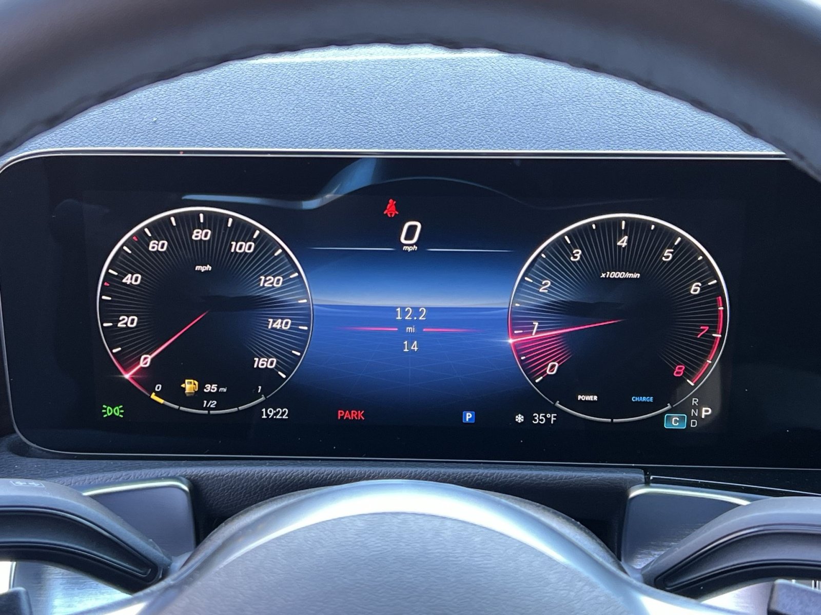 Used 2026 Mercedes-Benz GLB 250 4MATIC image 15