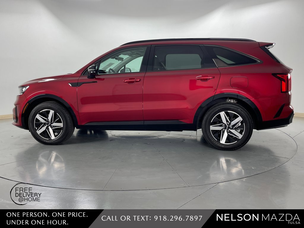 Used 2022 Kia Sorento S w/ Panoramic Sunroof Package image 9