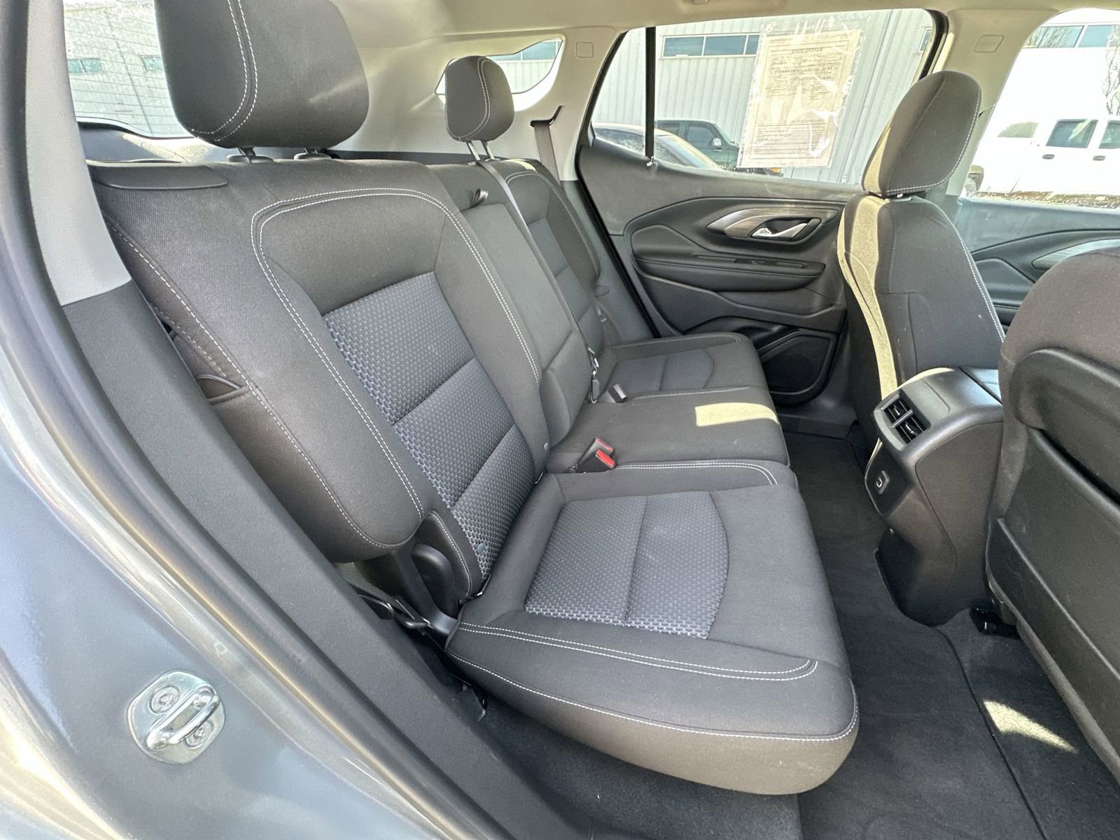 Used 2023 GMC Terrain SLE w/ Driver Convenience Package FWD image 25
