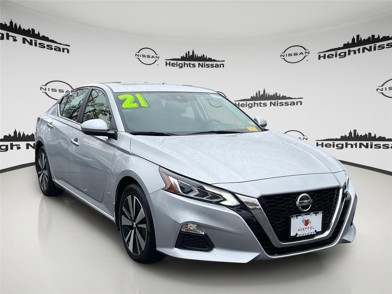Certified 2021 Nissan Altima 2.5 SV w/ SV Premium Package image 1