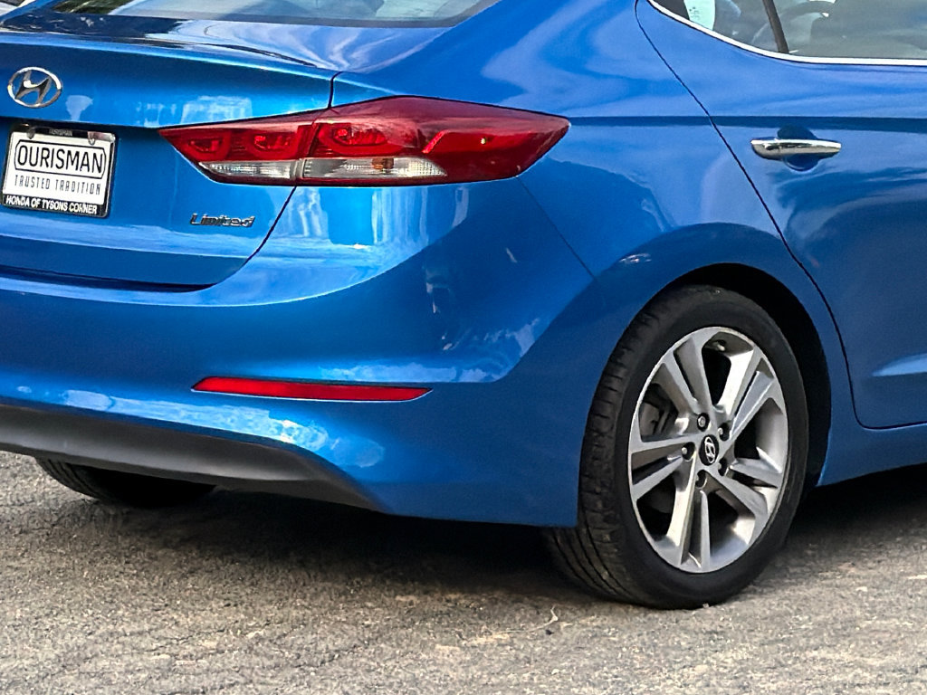 Used 2017 Hyundai Elantra Limited w/ Limited Tech Package 04 FWD image 7