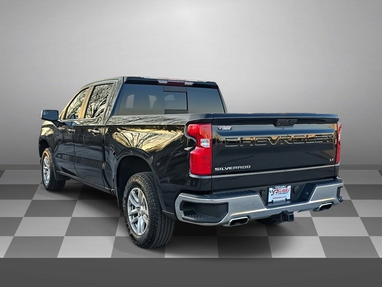 Used 2020 Chevrolet Silverado 1500 LT w/ All-Star Edition image 4