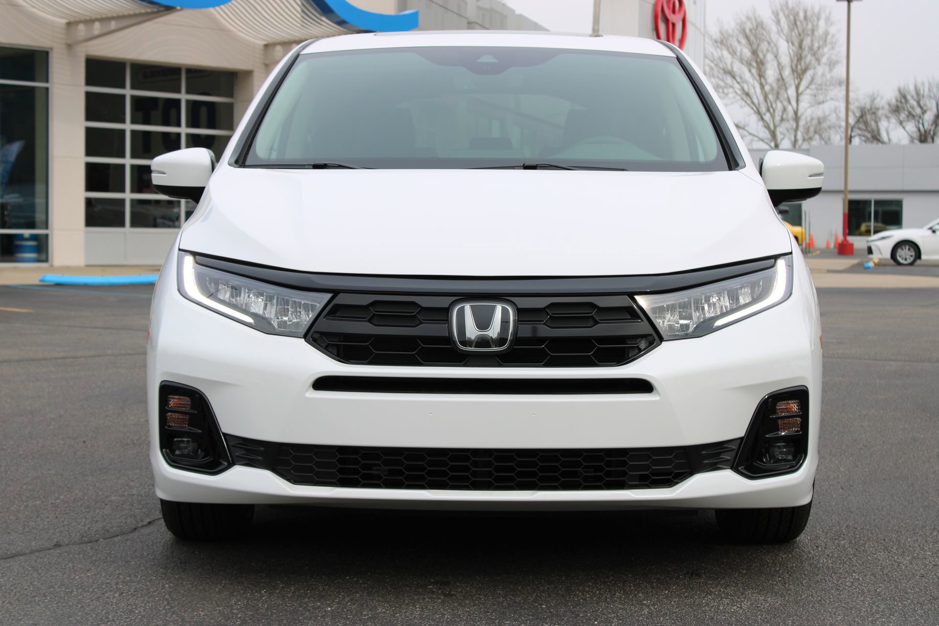 New 2026 Honda Odyssey Elite image 4