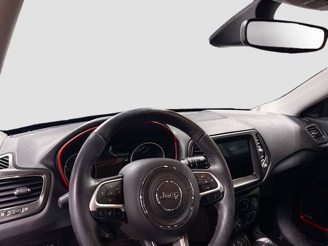 Used 2019 Jeep Compass Trailhawk w/ Leather Interior Group AWD/4WD image 11