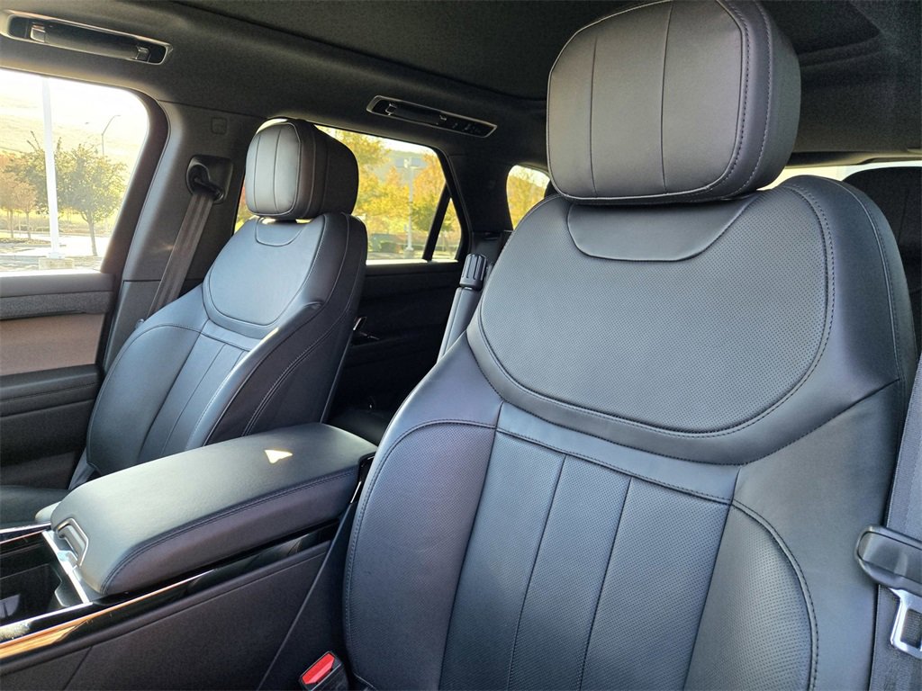 Used 2024 Land Rover Range Rover Sport Dynamic SE image 17