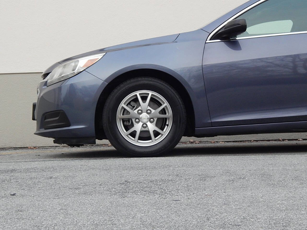 Used 2014 Chevrolet Malibu LS image 9