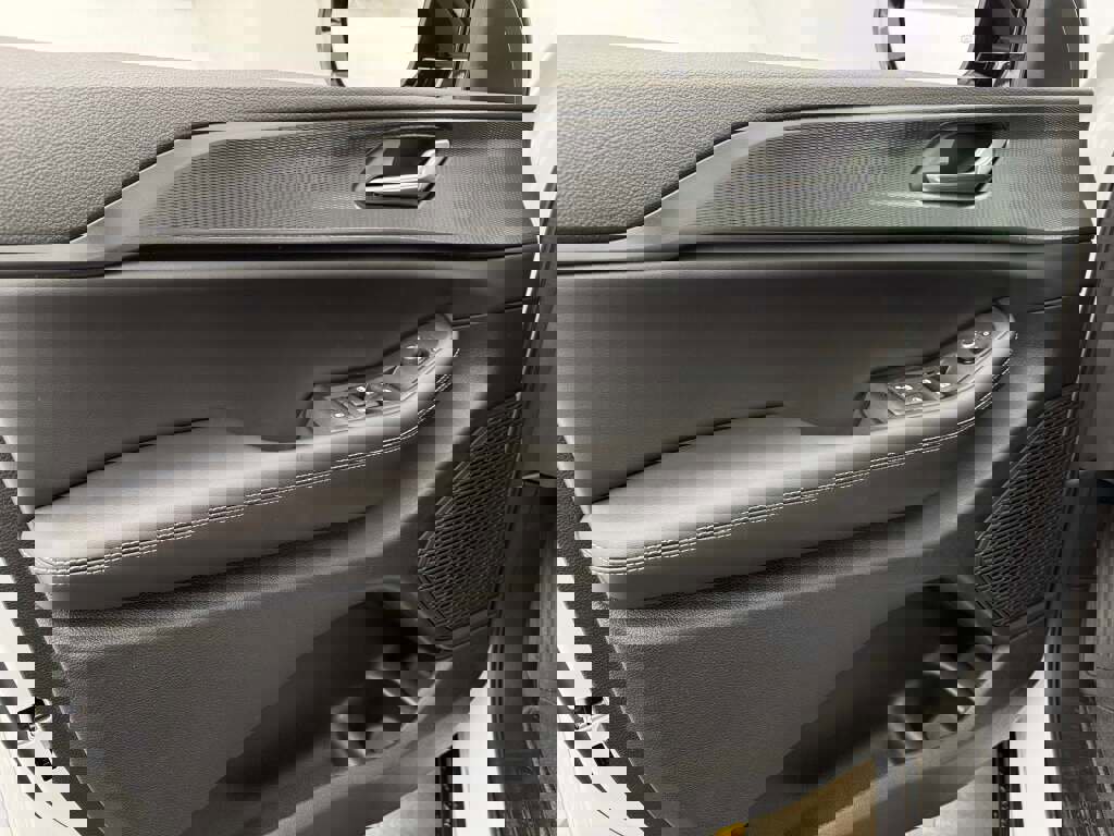 New 2025 Jeep Grand Cherokee Altitude image 26