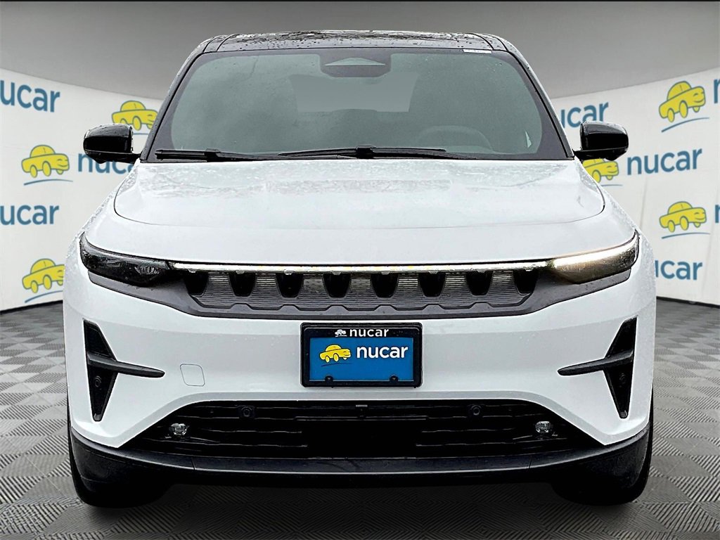 New 2025 Jeep Wagoneer Launch Edition image 3