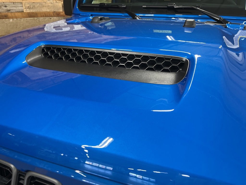 New 2026 Jeep Gladiator Sport image 9