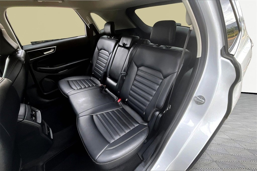 Used 2024 Ford Edge SEL image 26
