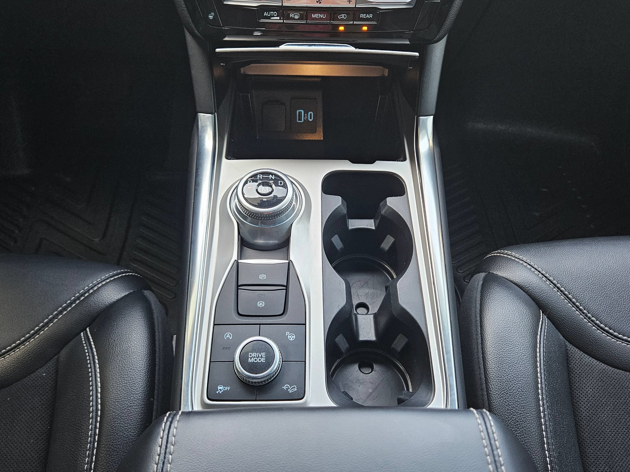 Used 2022 Ford Explorer ST AWD/4WD image 12