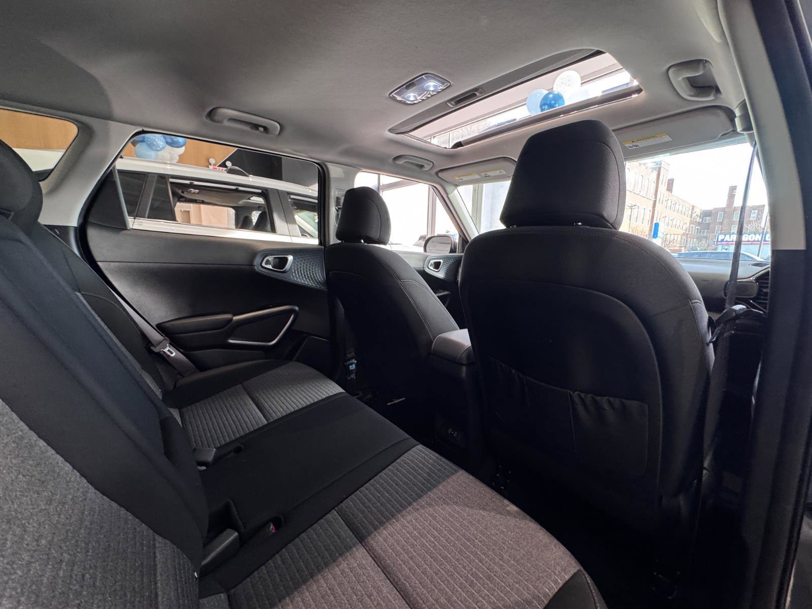 Used 2023 Kia Soul EX image 27