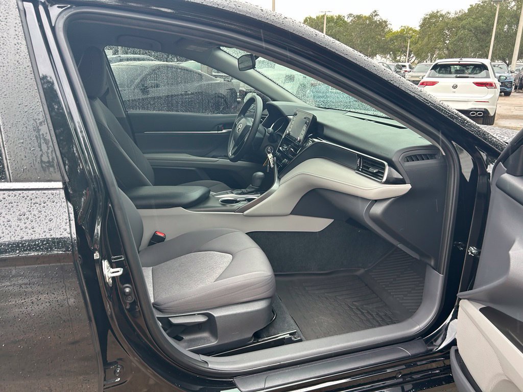Used 2024 Toyota Camry LE FWD image 34