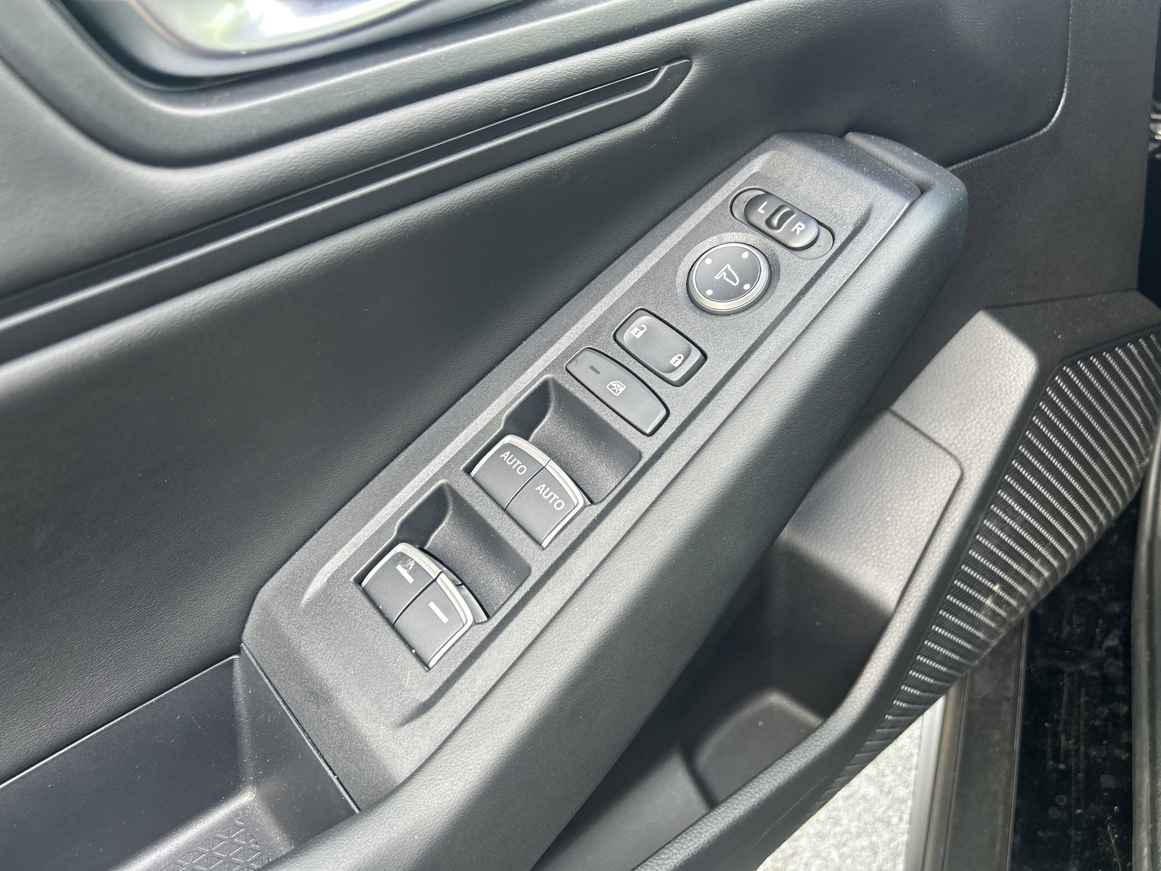 Certified 2025 Honda Accord SE image 23