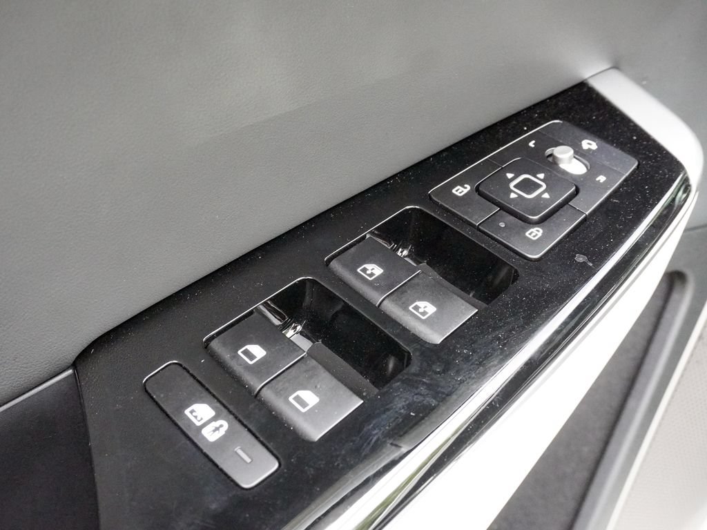 Used 2024 Kia EV6 GT-Line AWD/4WD image 40