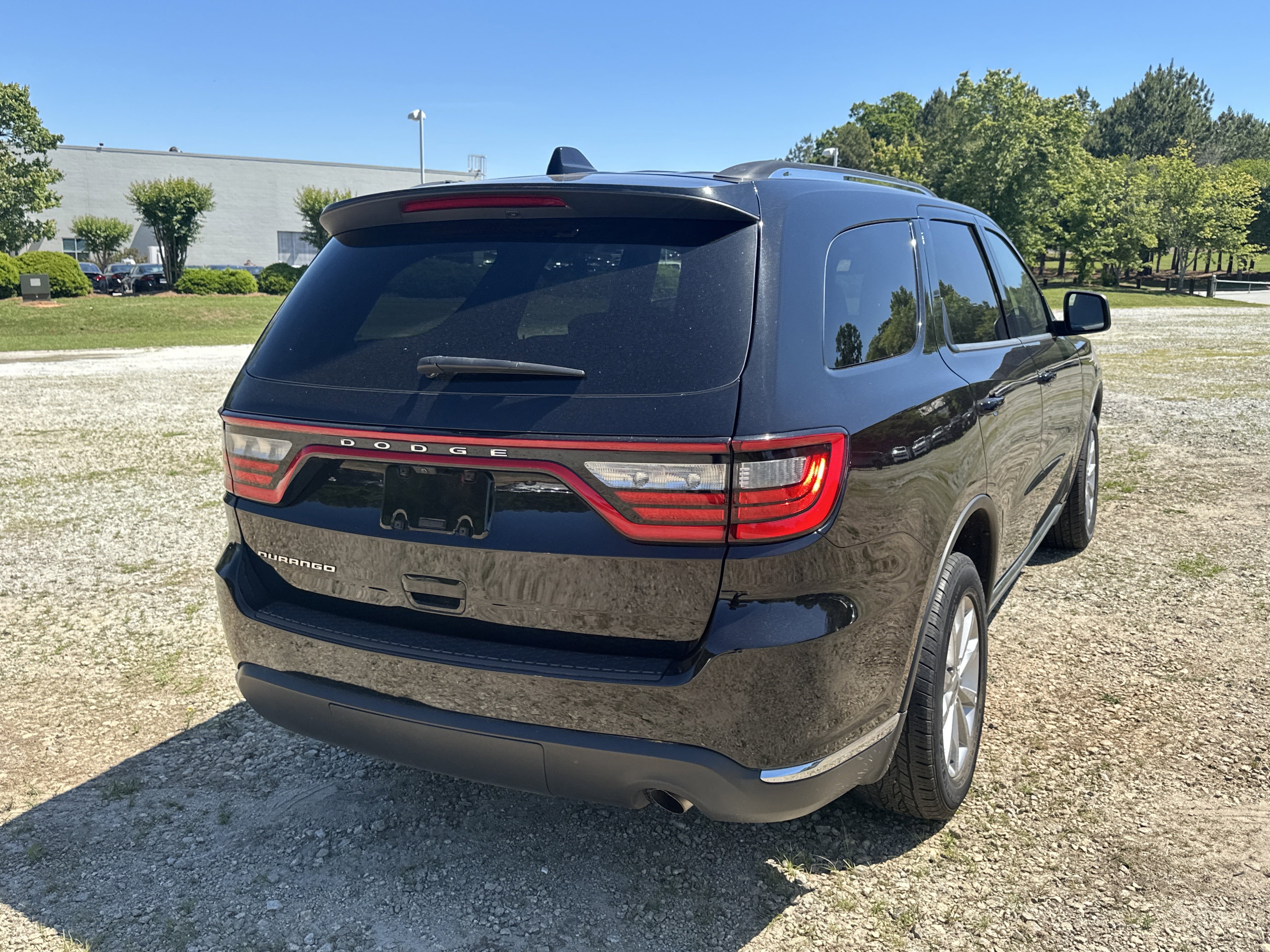 Used 2023 Dodge Durango SXT RWD image 5
