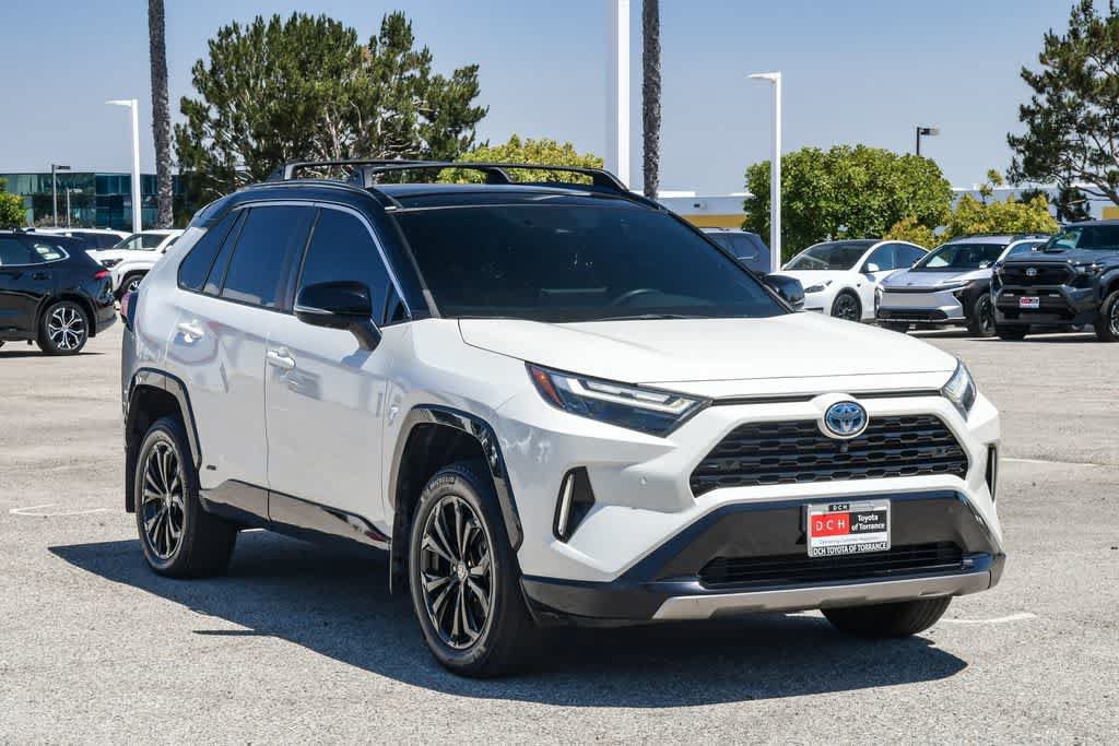 Used 2022 Toyota RAV4 XSE AWD/4WD video 3