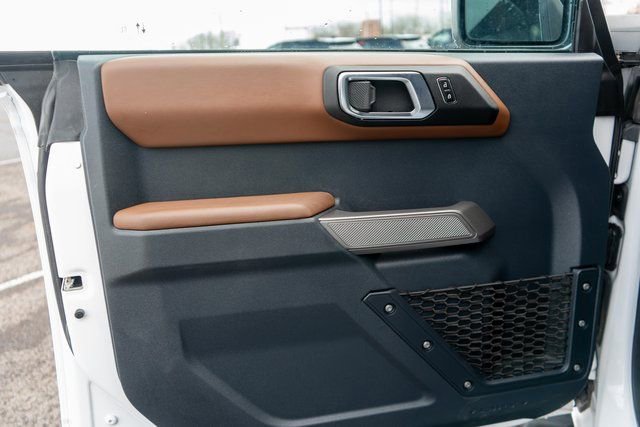 Used 2023 Ford Bronco Outer Banks image 16