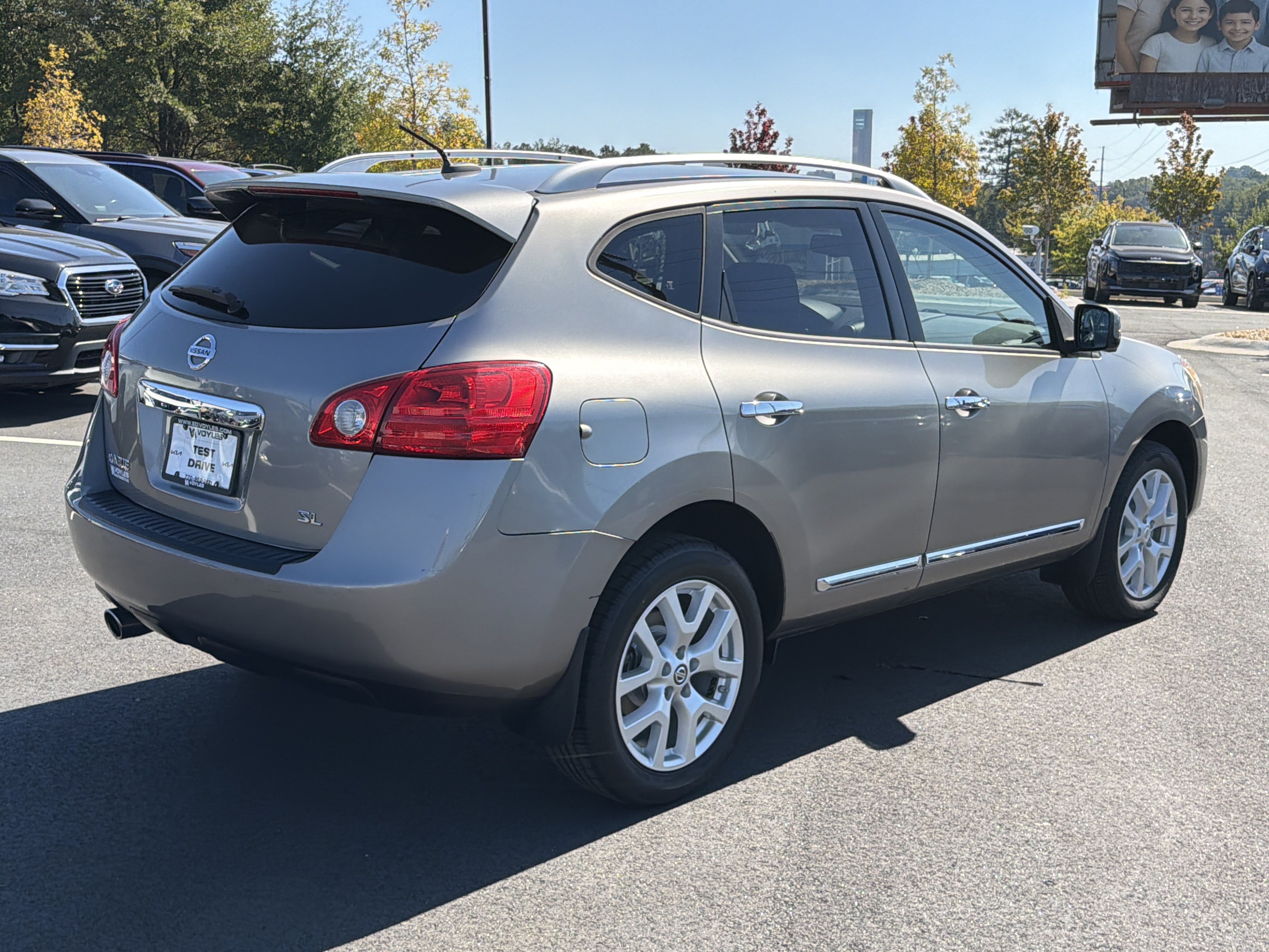 Used 2013 Nissan Rogue SL FWD image 7
