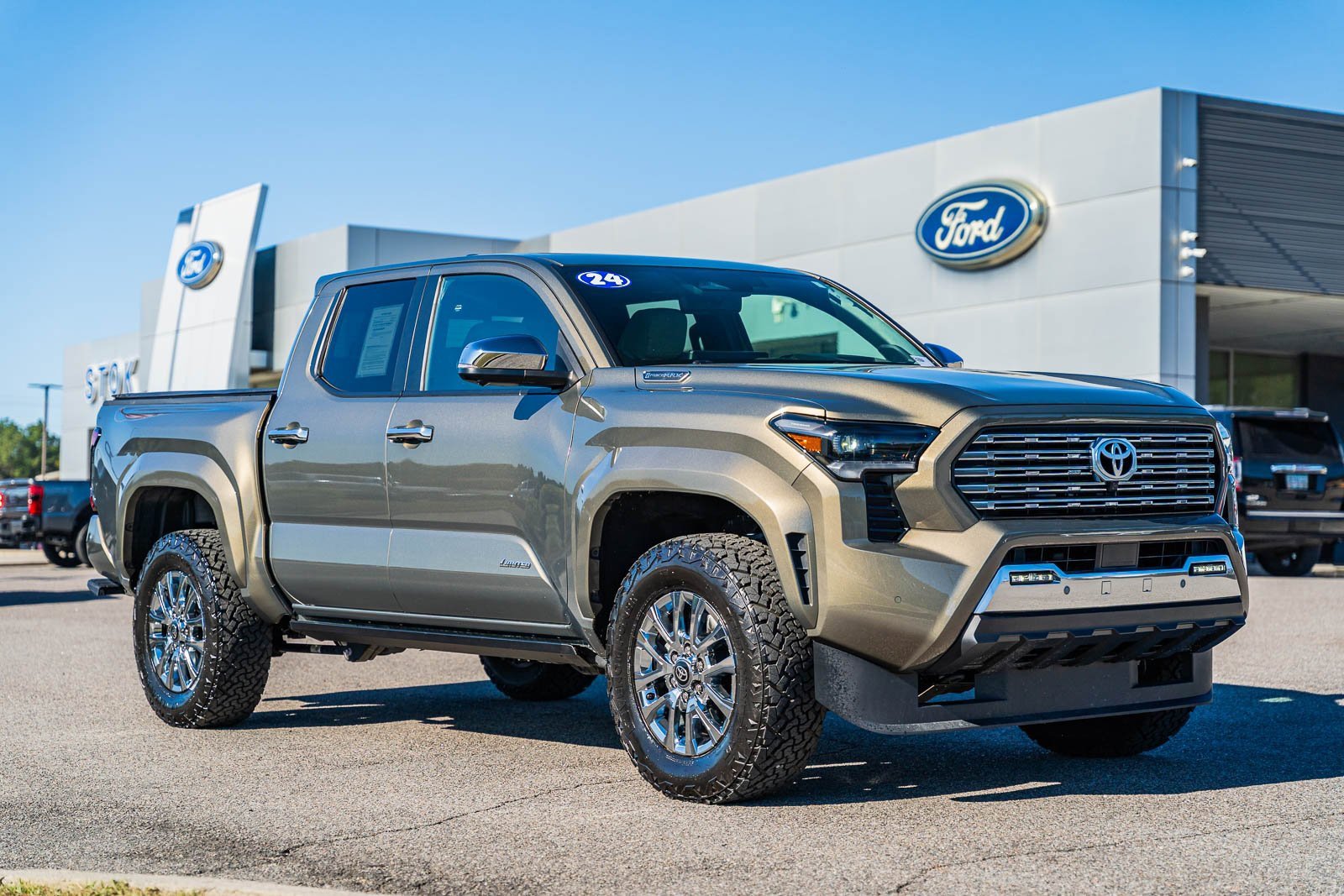Used 2024 Toyota Tacoma Limited