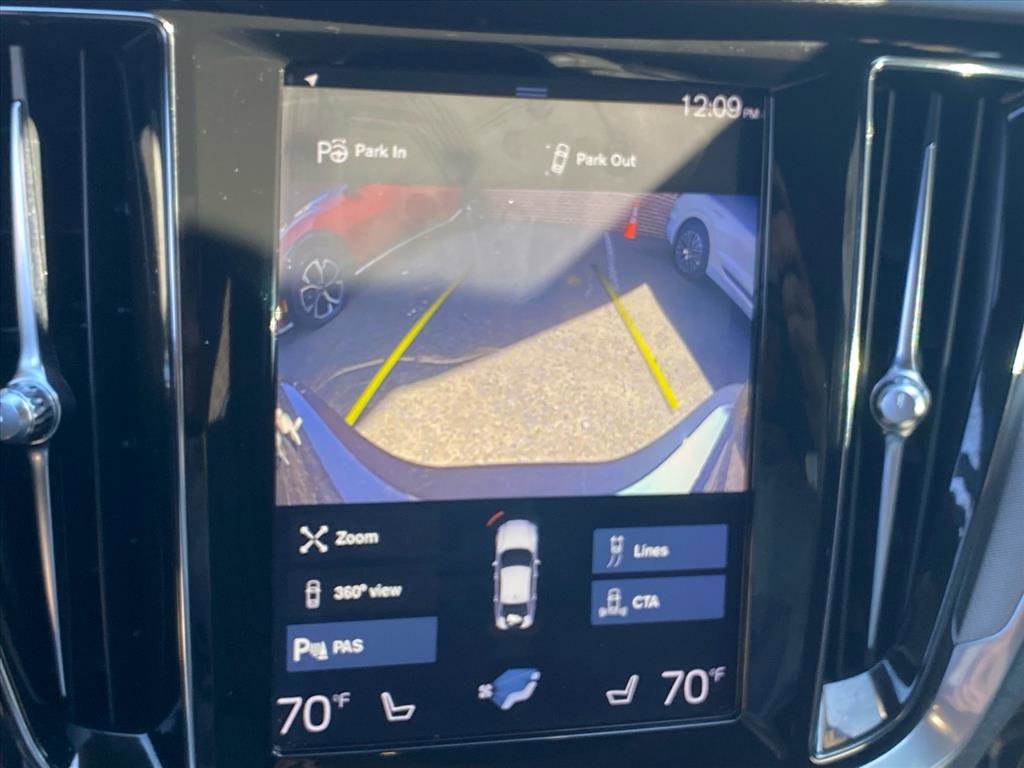 Used 2019 Volvo S60 T6 R-Design image 15