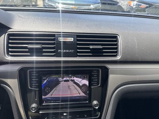 Used 2019 Volkswagen Passat 2.0T Wolfsburg w/ Wheels & Sunroof Package FWD image 26