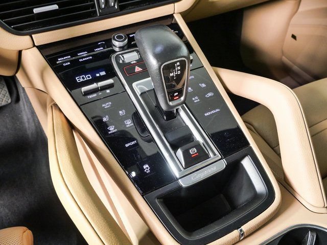 Certified 2020 Porsche Cayenne AWD/4WD image 19
