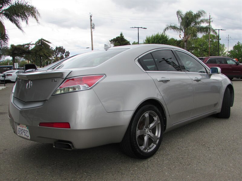 Used 2011 Acura TL w/ Technology Package FWD image 5