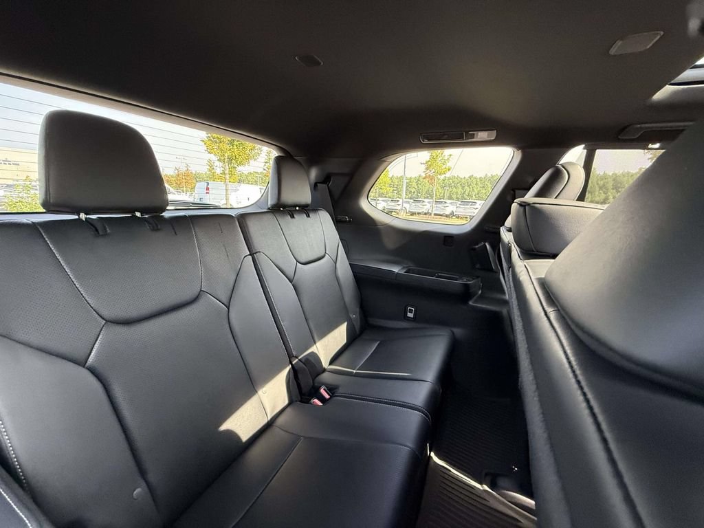 Used 2025 Lexus TX 350 AWD w/ Technology Package image 18