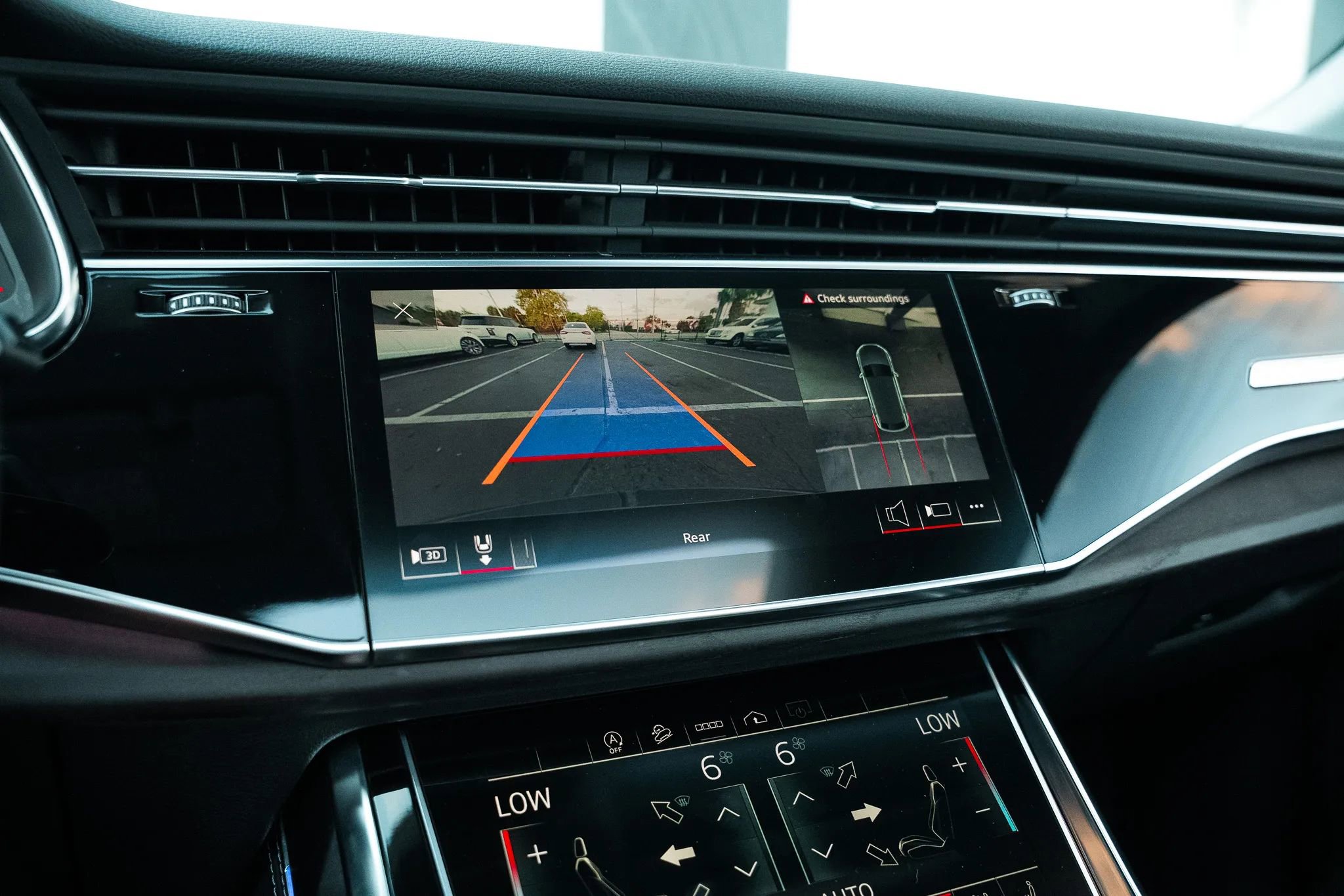 Used 2022 Audi Q8 Premium Plus AWD/4WD image 38
