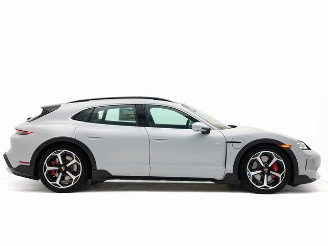 Used 2025 Porsche Taycan 4S AWD/4WD image 31