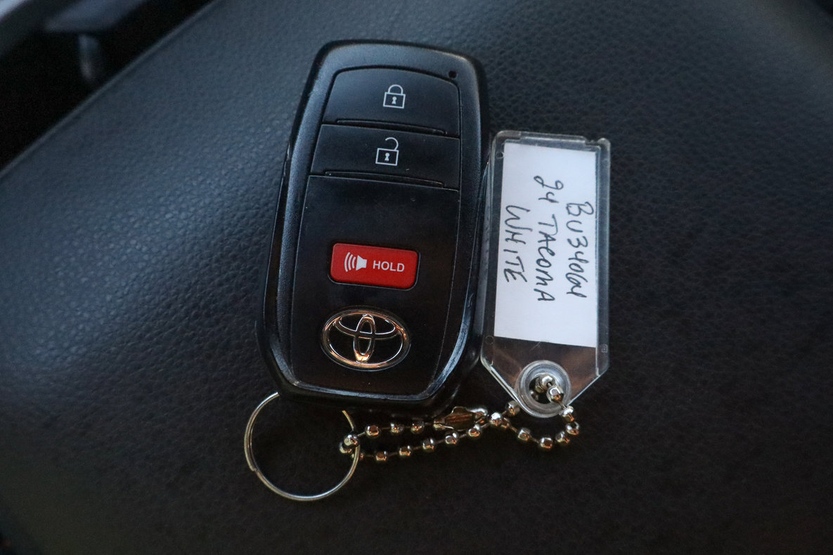 Used 2024 Toyota Tacoma TRD Off-Road image 34