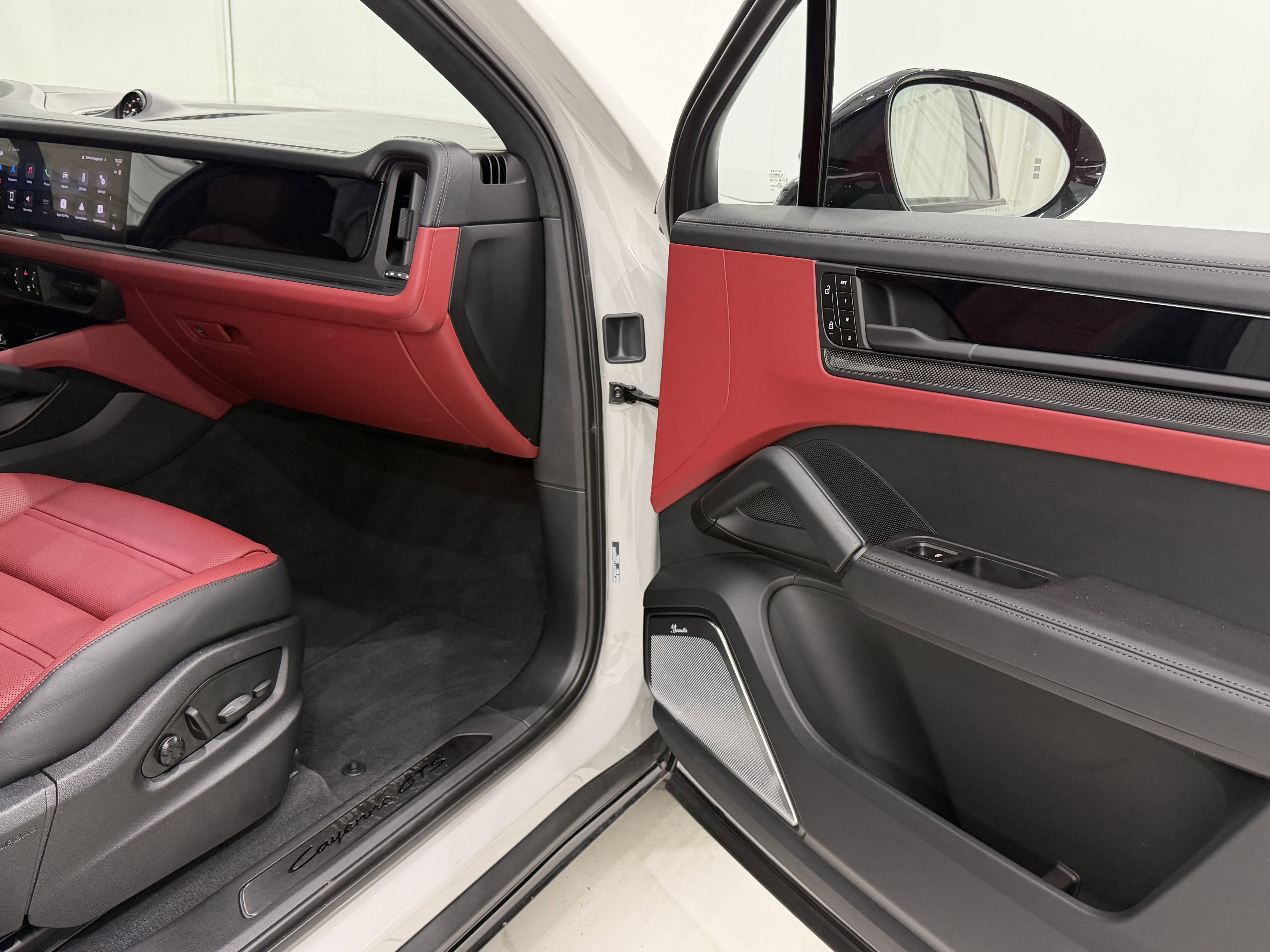 Certified 2026 Porsche Cayenne GTS image 23