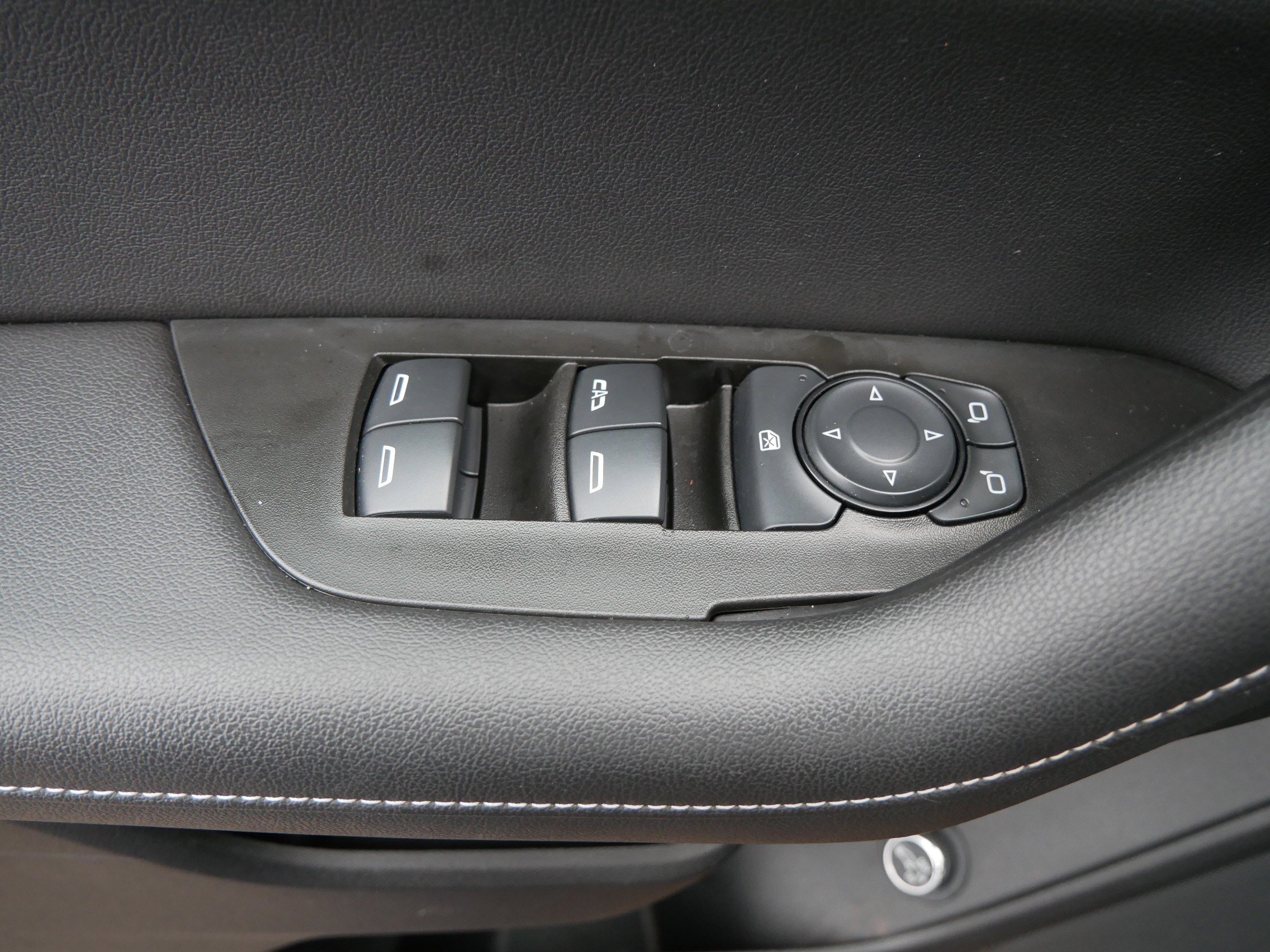 Used 2024 Chevrolet Blazer LT w/ Convenience Package image 20