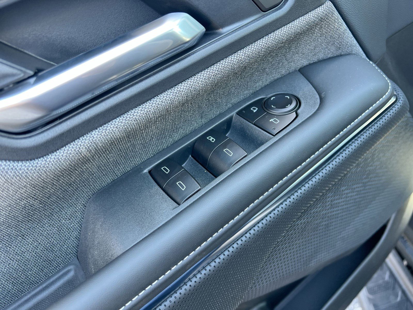 New 2026 GMC Sierra EV Elevation image 13