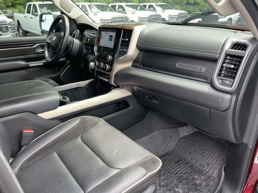 Used 2022 RAM 1500 Laramie AWD/4WD image 14