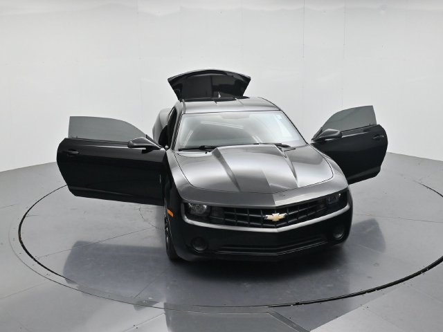 Used 2013 Chevrolet Camaro LS RWD image 48