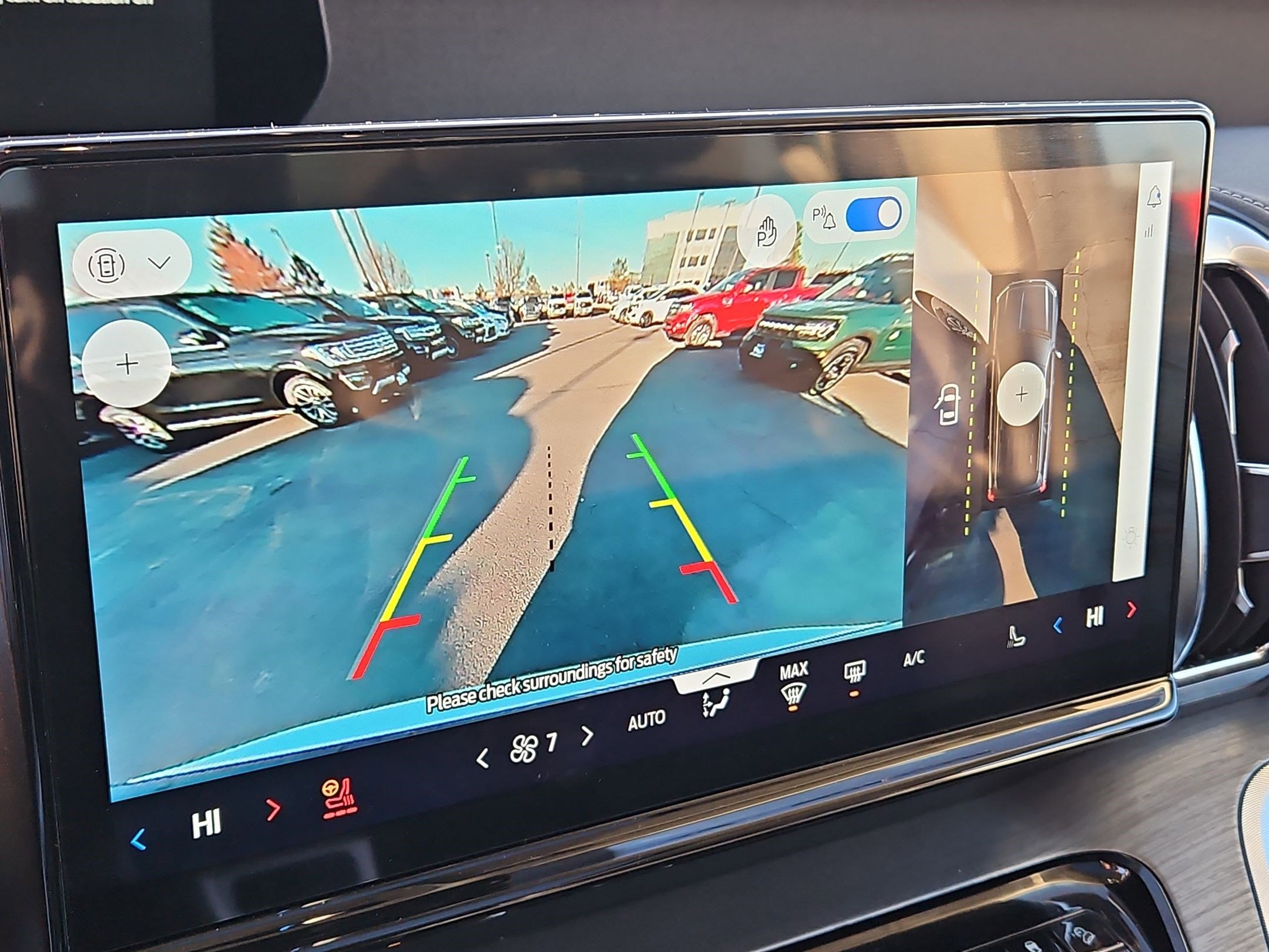 Used 2025 Ford Expedition Max Platinum image 27