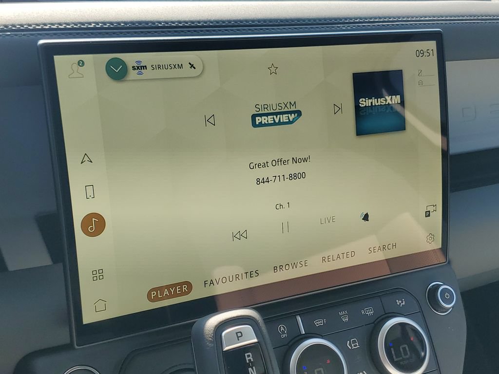 New 2026 Land Rover Defender 130 X-Dynamic SE AWD/4WD image 19