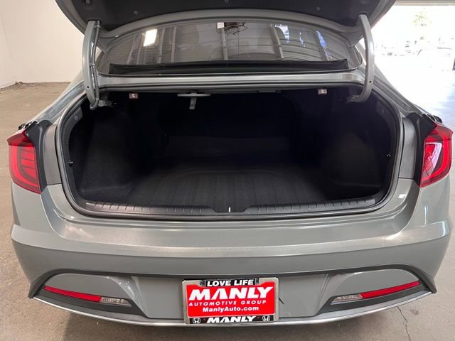Used 2021 Hyundai Sonata SE w/ Cargo Package FWD image 16