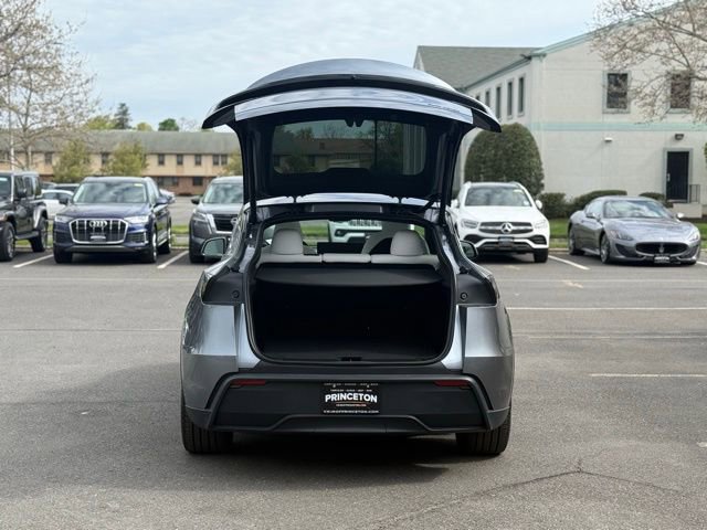 Used 2026 Tesla Model Y Long Range AWD/4WD image 11