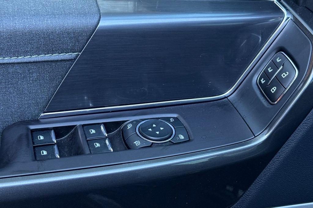 Used 2023 Ford F150 Lariat w/ Equipment Group 502A High image 12