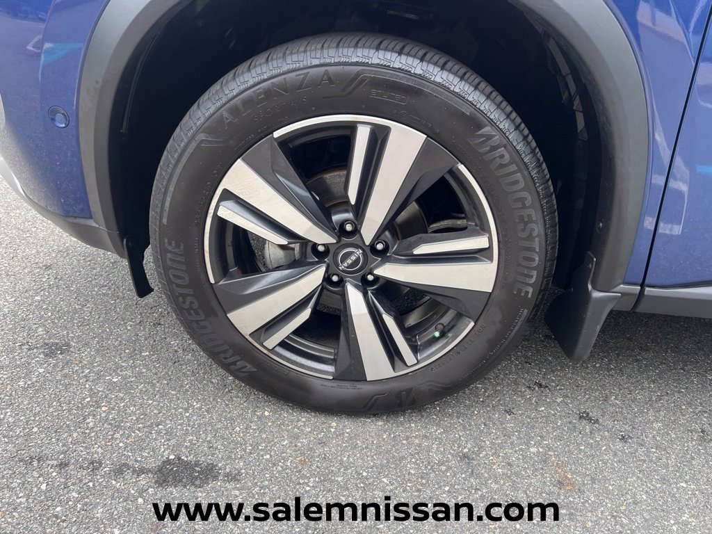 Used 2023 Nissan Rogue Platinum AWD/4WD image 32