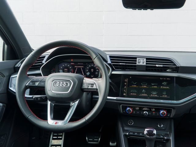 Used 2025 Audi Q3 2.0T Premium Plus w/ Premium Plus Package image 22