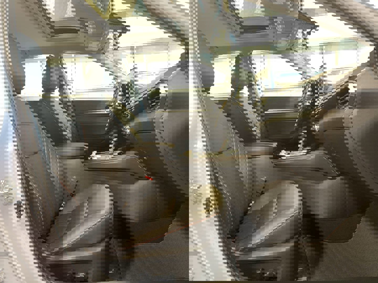 Used 2024 Nissan Altima 2.5 SR w/ SR Premium Package image 24