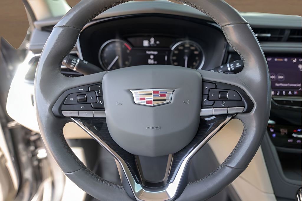 Used 2021 Cadillac XT6 Premium Luxury FWD image 12