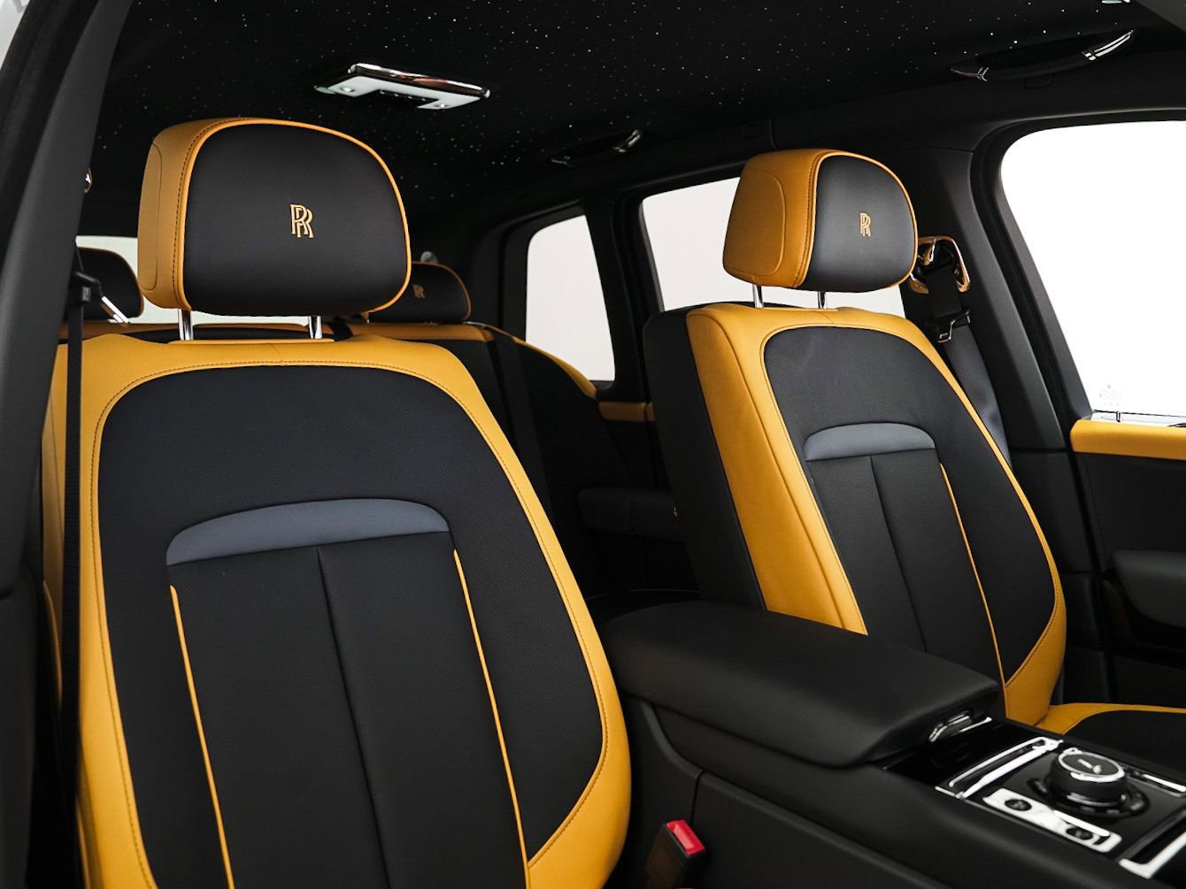 New 2026 Rolls-Royce Cullinan image 38