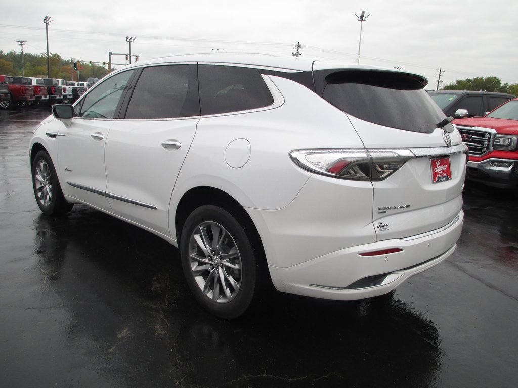 Certified 2023 Buick Enclave Avenir image 8