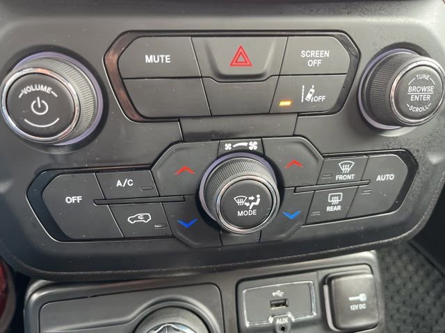 Used 2022 Jeep Renegade Trailhawk w/ Trailer Tow Group image 23