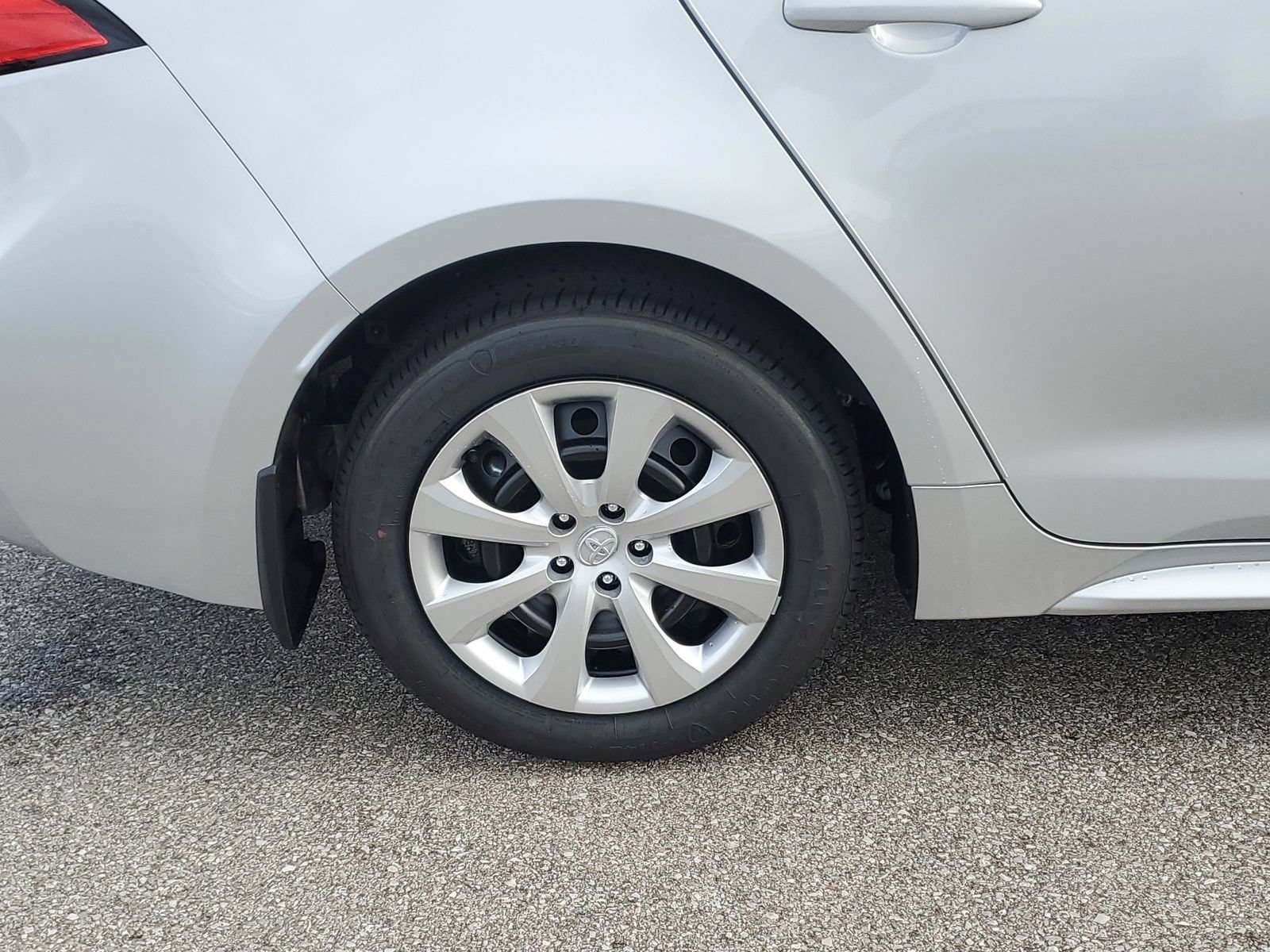 New 2026 Toyota Corolla LE FWD image 5